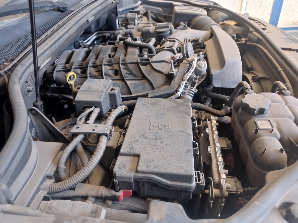 CAJA DE CAMBIOS Jeep GRAND CHEROKEE LTD. 2013  USADA  EN DESARME